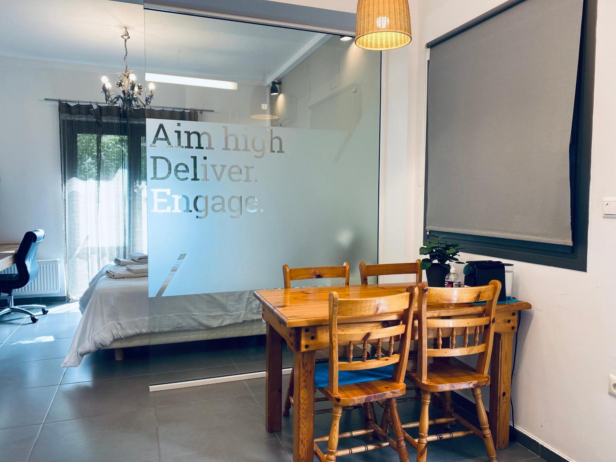 Small Gem Studio Athens, Next To Metro Nomismatokopeio Exterior photo